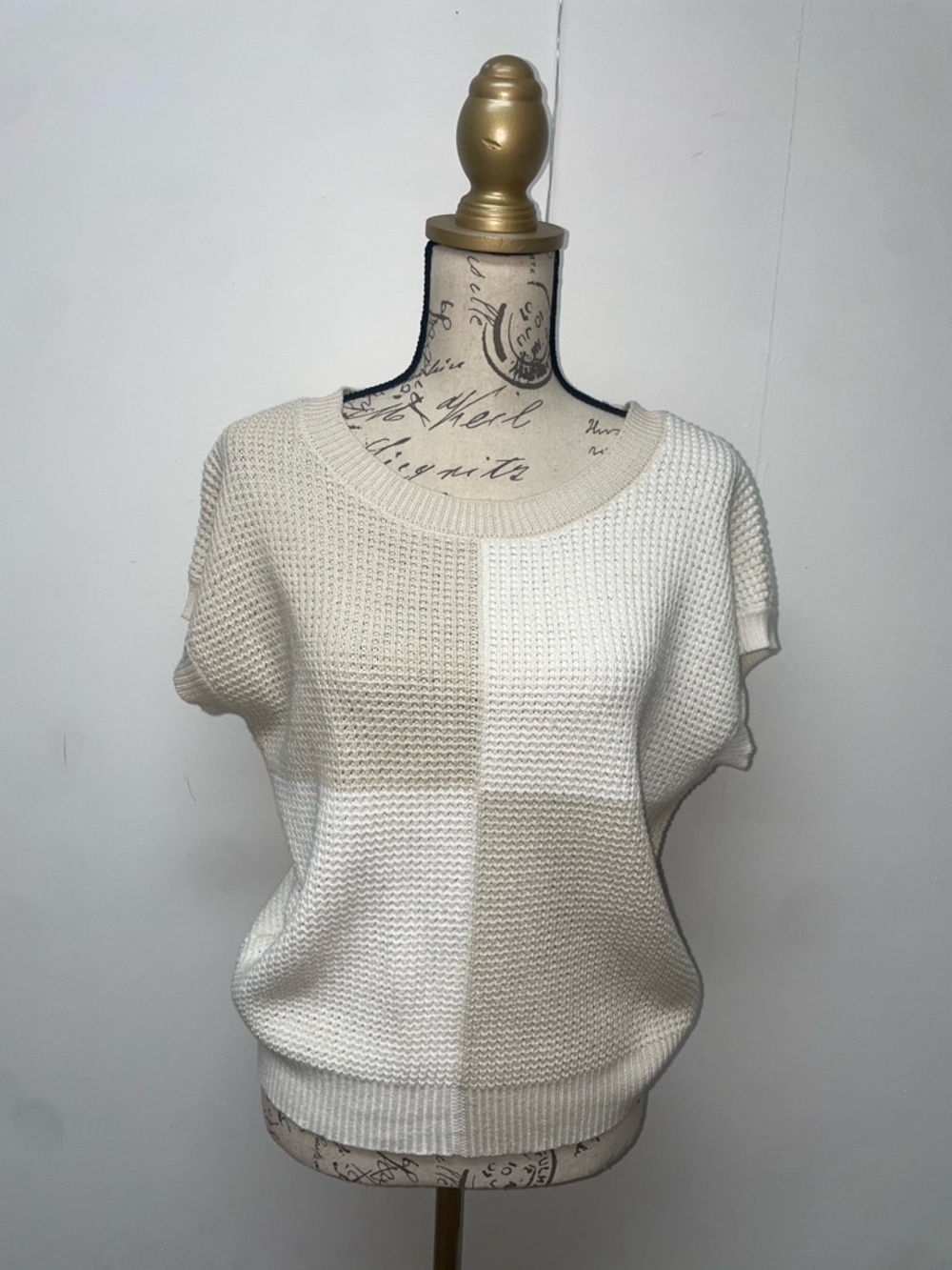 moon & madison Cream Short-Sleeve Waffle Knit Sweater